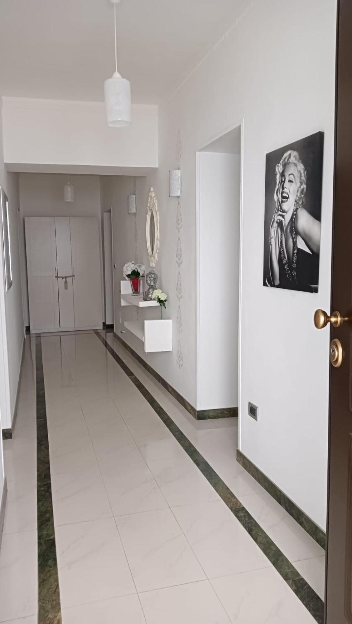 Marilyn Διαμέρισμα Ρέτζιο ντι Καλάμπρια Εξωτερικό φωτογραφία